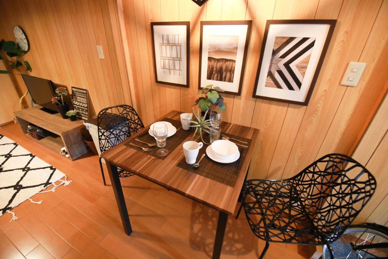 Casual Inn Retro3 Osaka Bagian luar foto