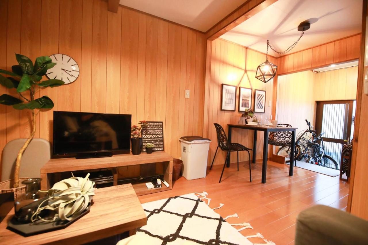 Casual Inn Retro3 Osaka Bagian luar foto